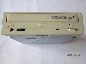 ★☆【6891】CD-R／RWドライブ　PLEXWRITER PREMIUM（プレクスター）☆★