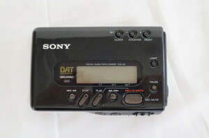 SONY ソニー TCD-D8 デジタル オーディオ テープレコーダー WALKMAN DATウォークマン 2206086041