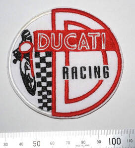 DUCATI ワッペン／パッチ ◆珍しい、Ducati Racing 時代のエンブレムのデザインです。◆アイロン簡単貼付可能の様です