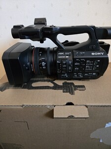 SONY ビデオカメラ PXW-Z190 使用43時間 XDCAM　レインカバープレゼント