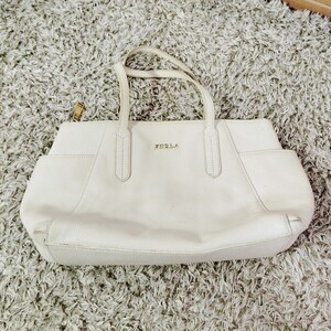 1028／FURLA　レディース　 ハンドバッグ　合皮　白　ホワイト　ショルダーストラップ付き　 2way