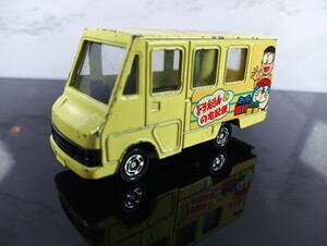 キャラトミカ ドラえもん No.93 S=1/72　1995TOMY/TOYOTA/QuickDeliveryVan/tomica/運搬車セット/クイックデリバリー/現状品/ルース/当時物