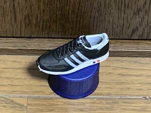 F◎【売切セール】13　LA TRAINER　adidas　PEPSI　アディダス　スニーカー　ボトルキャップ　ペプシ 