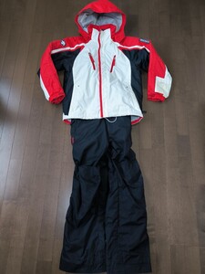  美品 DESCENTE デサント スキーウェア 上下セット 165～155cm 手、足調整可能 クリーニング済