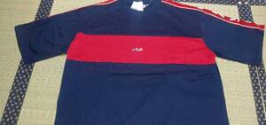 《新品》FILA 半袖Tシャツ L 紺×赤