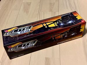 【新品未開封】HotWheels Elite 64 Freightliner Cascadia ホットウィール フレイトライナー トランポ キャリアカー