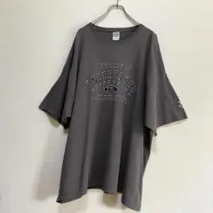 アメリカ古着　UNDERTAKER UNIVERSITY　Tシャツ　I1173