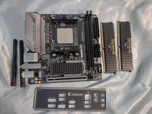 中古動作品：GIGABYTE B450I AORUS PRO WIFI + Ryzen5 3600 + CORSAIR DDR4-2666 16GB 付 