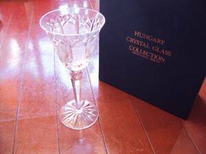 ?未使用品！ハンガリーのクリスタルガラスのワイングラス