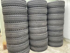 265/60R22.5 143/140J ヨコハマSUPER STEEL SY297A FHB2 STEM-2 中古スタッドレス　2022年製　一本価額　埼玉引き取り可能