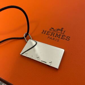 【シルバー】　HERMES エルメス　ネックレス　ペンダントトップ　1+1＝１