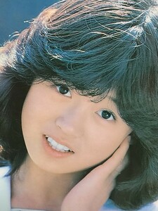 中森明菜　1982年　昭和レトロ　下敷き　研音オフィシャル　プラスティック製B5サイズ　歌姫デビュー　スローモーション　当時物