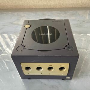 （B026） ニンテンドーゲームキューブ本体のみ DOL-001 Nintendo 任天堂 GAMECUBE ニンテンドー ジャンク品