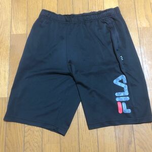 FILA パンツ　ウェストゴム付き　レディース サイズ　Lでウエスト78cmぐらい(引っ張てない状態サイズ)、総長52cm、送料230円中古品