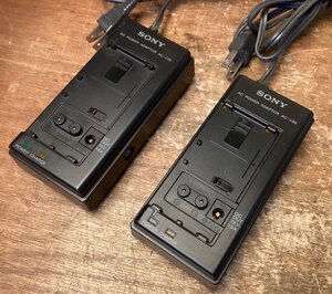 TT-623■送料込■SONY ソニー AC POWER ADAPTOR パワー アダプター ハンディカム 充電器 AC-V30 605g 2個●まとめて●ジャンク扱い/くGOら