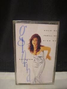 C8453　カセットテープ　GLORIA ESTEFAN - HOLD ME, THRILL ME, KISS ME