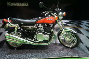 アオシマ　KAWASAKI 750 RS(Z2)