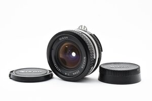 Nikon Ai Nikkor 20mm f/4 MFレンズ [美品] 前後キャップ付き 広角レンズ