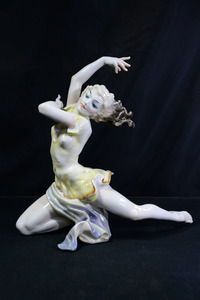 Y016 展示品 超美品 特大 ドイツ製 フッチェンロイター 陶器 女性 踊り 置物 飾り物 オブジェ フィギュリン