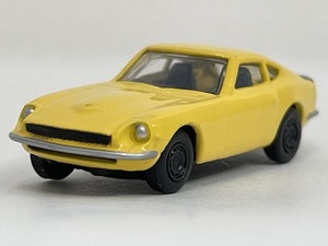 ■★サークルＫサンクス　ニッサン・フェアレディZミニカーコレクション　Z432(PS30) 1969（イエロー／KYOSHO／1：100スケール）