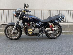 ☆Kawasaki☆ゼファー400☆レストアベース！