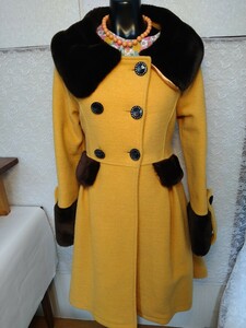 レトロ ポップ サイケ 60年代 ヒッピー ヴィンテージ風 レディース コート YELLOW96 Mustard Yellow からし色 山吹色 フリーサイズ 美品