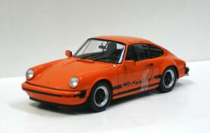 【ソリド】1/18 ポルシェ 911 (930) 3.0 カレラ クーペ オレンジ (限定商品№ S1802605 )ダイキャスト製のミニカー