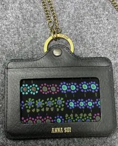 【ANNA SUI】アナスイ　レザー　パスケース　定期入れ　ブラック　チェーン付