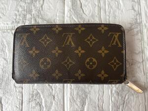 LOUIS VUITTON ルイヴィトン　長財布　モノグラム　M42616