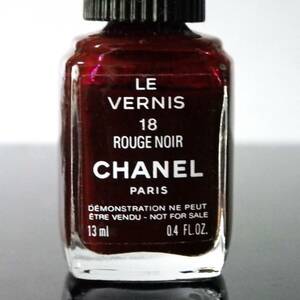 ◆CHANEL ネイルエナメル　ヴェルニ/ROUGE NOIR 18 /￥4,620　USED ◆