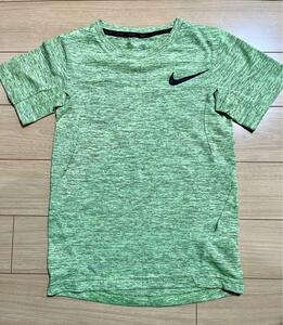 Nike Dri-FIT 緑 テニスシャツ　テニスウエア　ジュニア用