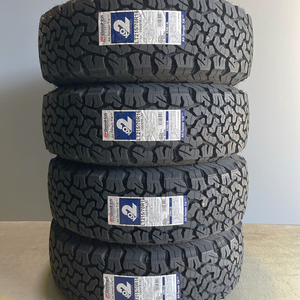 即納 最短当日発送→翌日お届け可 2024年製 新品 BFGoodrich グッドリッチ KO2 LT 215/70R16 4本 個人宅様OK 配達場所指定OK 正規輸入品