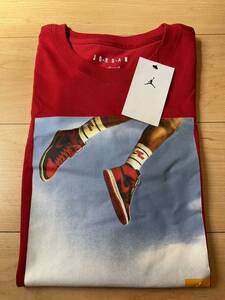 新品 Mサイズ Nike Air Jordan Tシャツ AJ1 Bred ジョーダン　赤