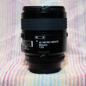 Nikon ニコン　AF MICRO NIKKOR 60mm F2.8 S マクロレンズ マイクロレンズ　Fマウント フルサイズ 日本製