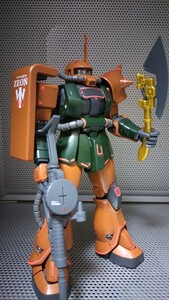 プレバン　マスターグレード　MS-06FS　ガルマ・ザビ専用ザクⅡ　中古完成品　 MG