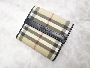 BURBERRY バーバリー クラシックチェック　二つ折り財布 イタリア製