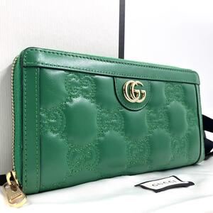 未使用近い●現行品● グッチ 2476 GUCCI GGマトラッセ ラウンドファスナー 長財布 インターロッキング キルティング グリーン 緑 1円