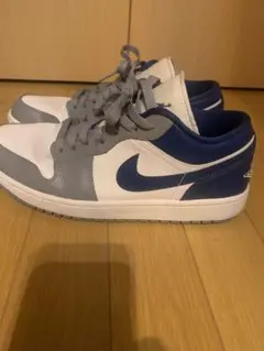 希少ナイキエアジョーダン 1 LOW グレーアンドブルー29センチNIKE