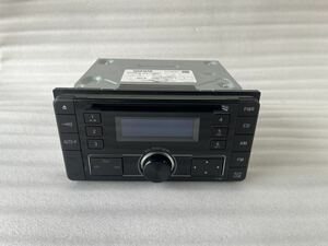 ★作動確認済み★TOYOTA トヨタ 純正 USB/CDチューナー ２DIN 08600-00P10 CP-W66 カーオーディオ