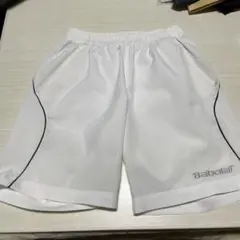 Babolat ホワイト ハーフパンツ