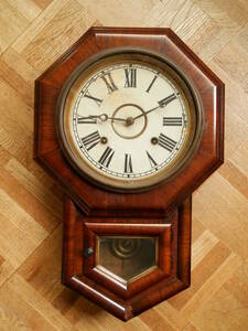 ウエルチ　八角時計　短尾型　USA米国　ウエルチ社　1880年代　ゼンマイ式　柱時計　作動品