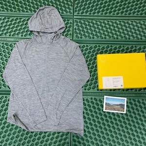 ◆1円スタート◆ 山と道 merino light hoody Mサイズ フルジップ 長袖 アウトドア 軽量 トレッキング キャンプ 登山 防寒 mc01069610