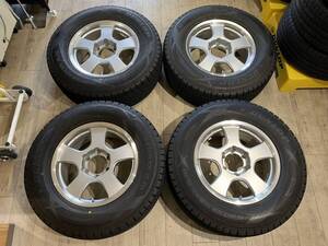 【2410013】スタッドレス 17インチ 7.5J +25 PCD139.7 6H + DUNLOP SJ8 265/65R17 2022年 ランドクルーザープラド ハイラックス サーフ 等