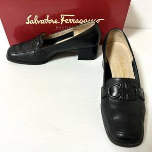 【美品/BOX付】Salvatore Ferragamo サルバトーレフェラガモ　フェラガモ ローファーパンプス　ガンチーニ　5D 22.5cm ブラック　＊U