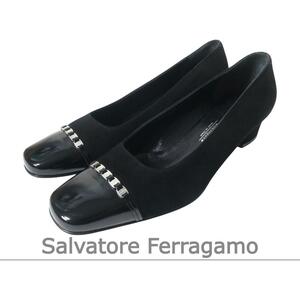 極美品 Salvatore Ferragamo サルヴァトーレフェラガモ 5.5D 23㎝ ヴァラ スエード×エナメル スクエアトゥ チャンキーヒール パンプス 黒