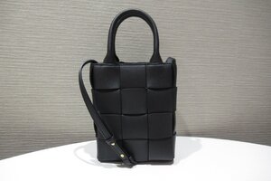 BOTTEGA VENETA ボッテガヴェネタ ミニ カセット トートバッグ ブラック マキシイントレチャート バッグ ランクA BRB・バッグ・財布