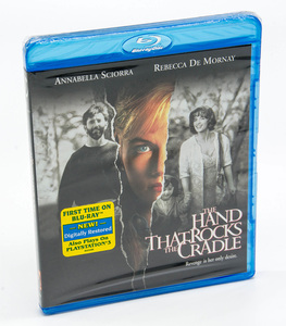 THE HAND THAT ROCKS THE CRADLE ゆりかごを揺らす手 輸入盤 Blu-ray 新品未開封 セル版