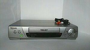 【中古】 VHSビデオデッキ パナソニック NV-H55