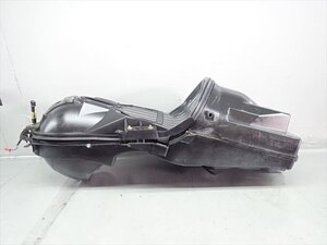 β240223-2 ヤマハ マジェスティ250-2/C SG03J (H13年式) 純正 メットインボックス インナー シートダンパー付き 破損有り！