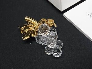 ■美品■ SWAROVSKI スワロフスキー ブドウ ぶどう 葡萄 ピンブローチ ピンバッジ アクセサリー ゴールド系×クリア DE9746